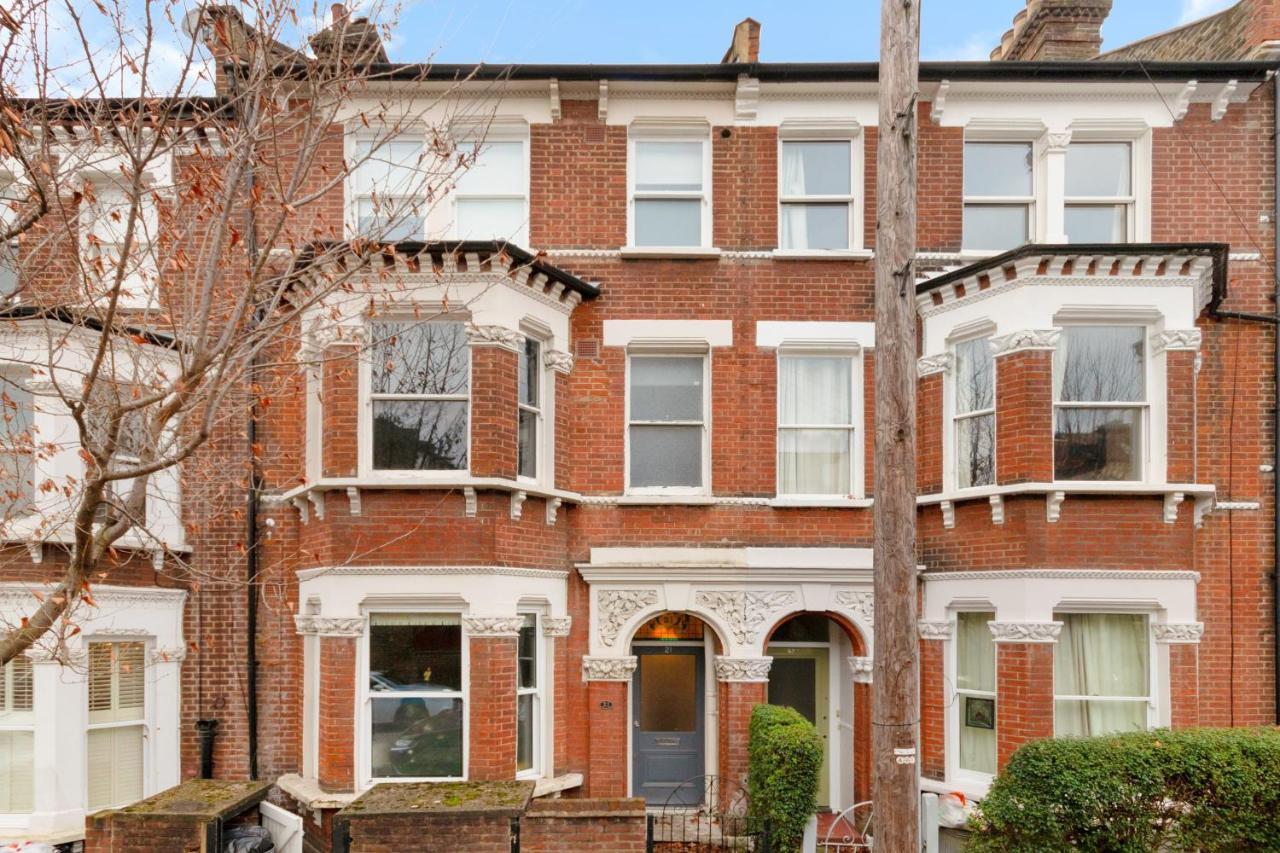 1 Bed Clapham Junction Apartment Лондон Экстерьер фото